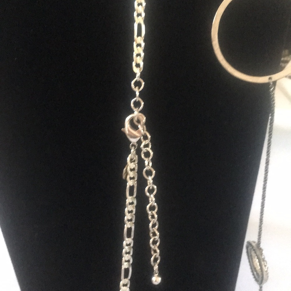 Chico’s Necklace - Picture 5 of 8